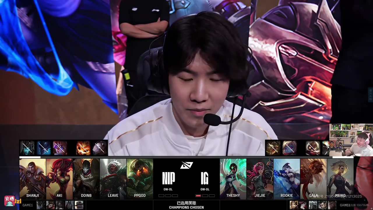 Uzi看iG第二局被暴打：TheShy玩肉卡尔玛有点缺伤害！