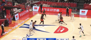 半场结束前连中两记三分!杰曼11中6拿到15分1板2助1断